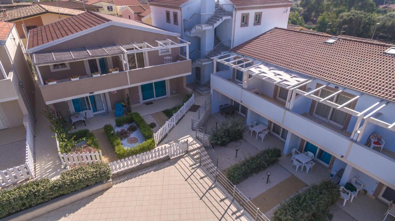 Villetta Morello Climatizzata Con Giardino Privato Viddalba Dış mekan fotoğraf
